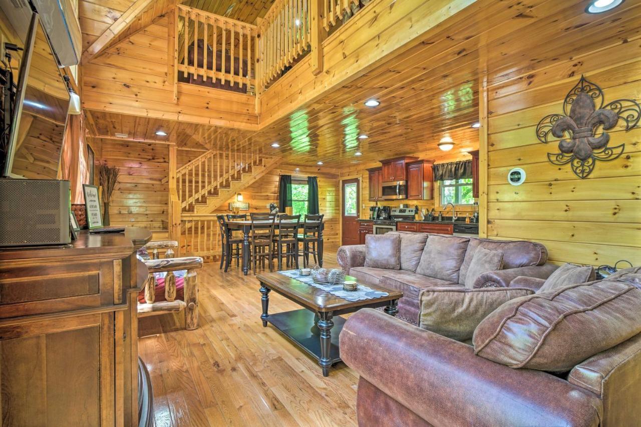 Pigeon Forge Cabin Sauna, Saltwater Pool And Views! Sevierville Exterior photo